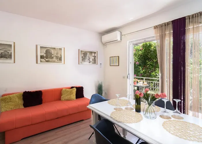 Apartments Mare Trogir
