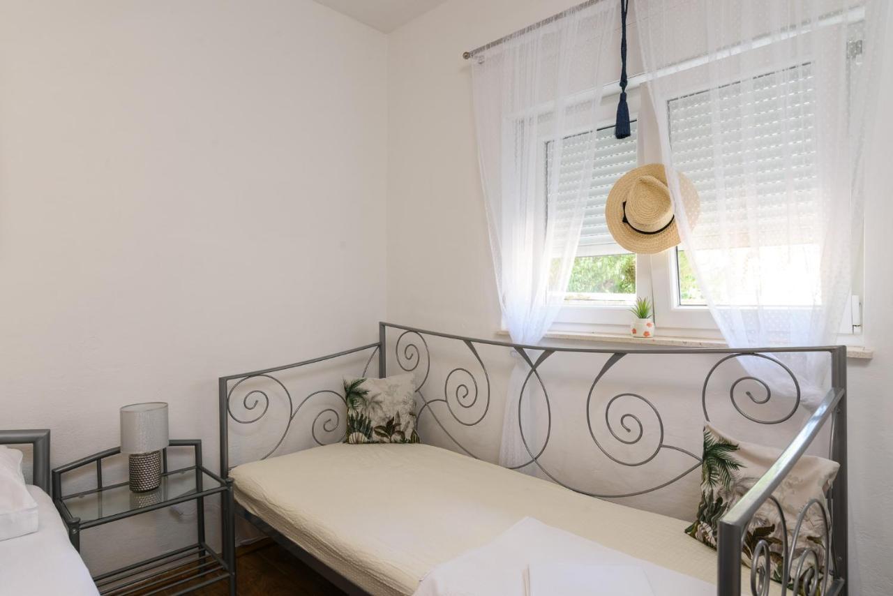 Mare Apartma *